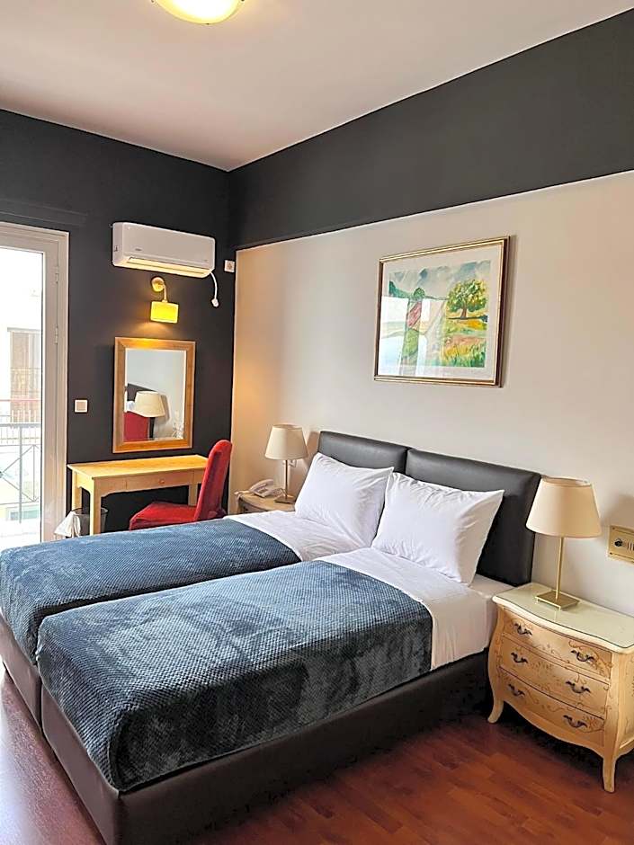 Queens Leriotis Hotel