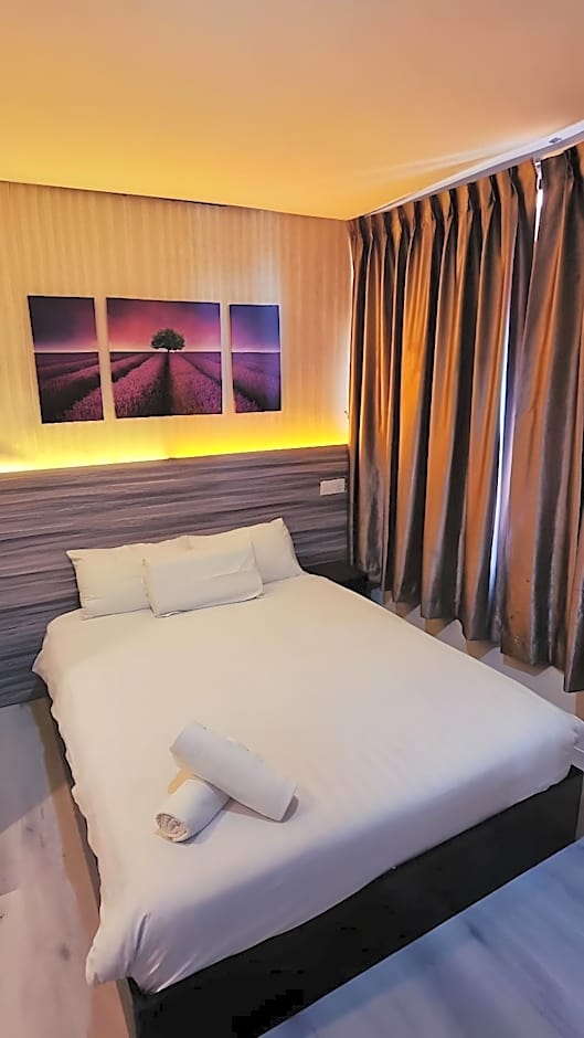 One Point Hotel @ Rh Plaza