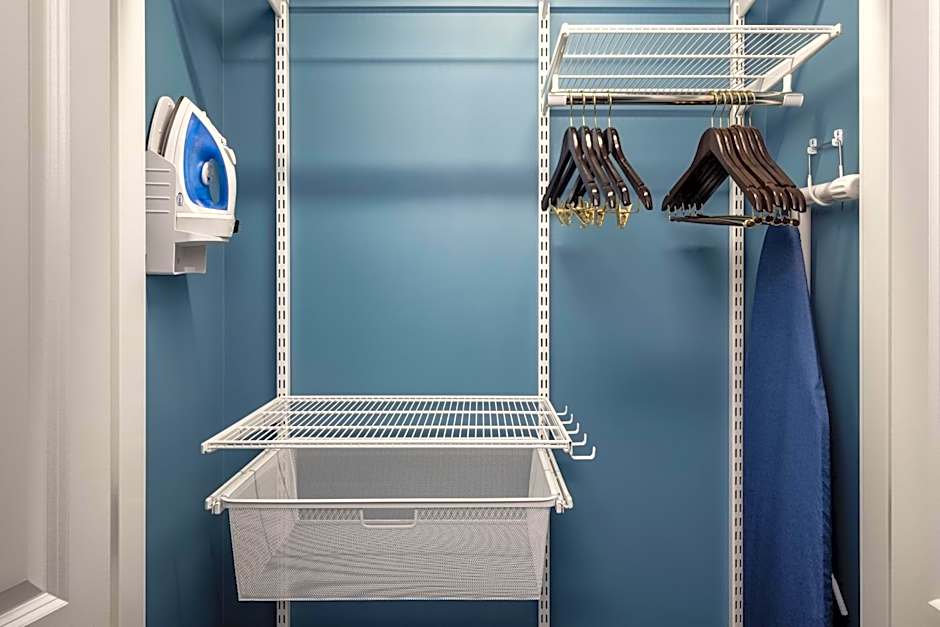 TownePlace Suites by Marriott West Kelowna