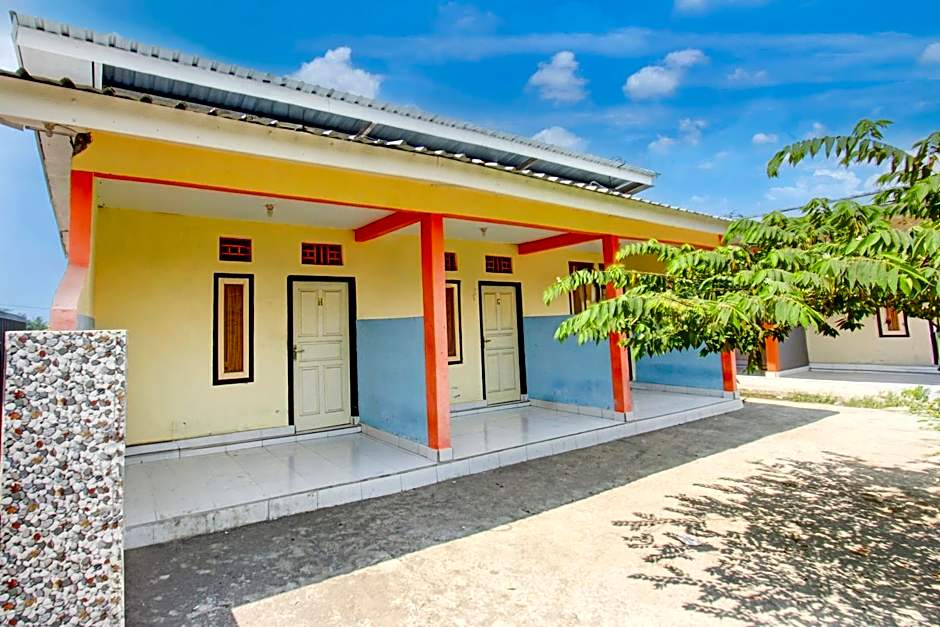 OYO Life 93260 Bale Kosan