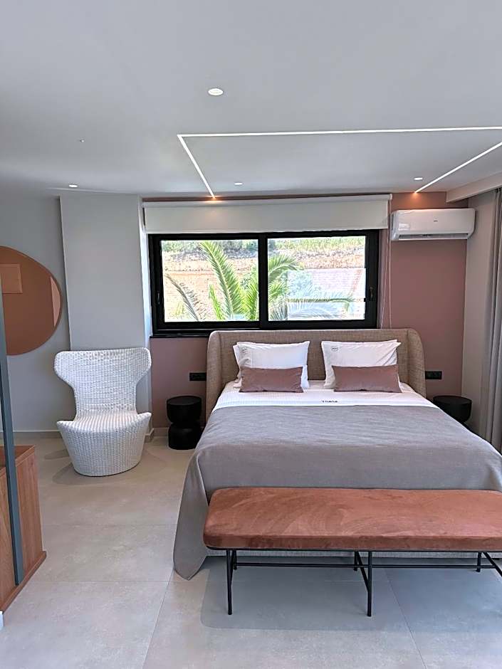 Theta Boutique Hotel