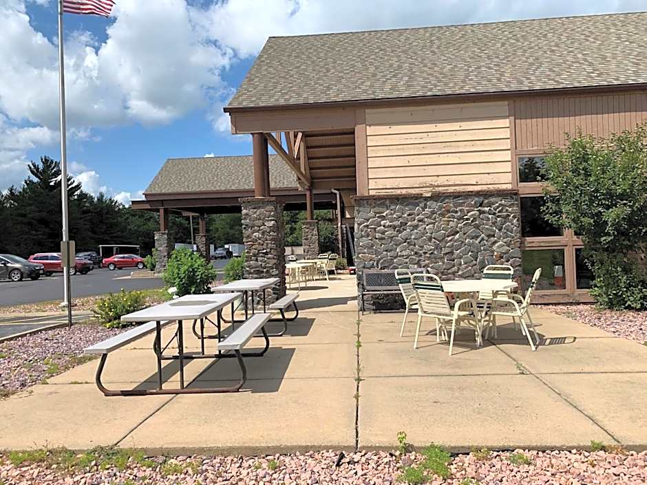 AmericInn by Wyndham Black River Falls