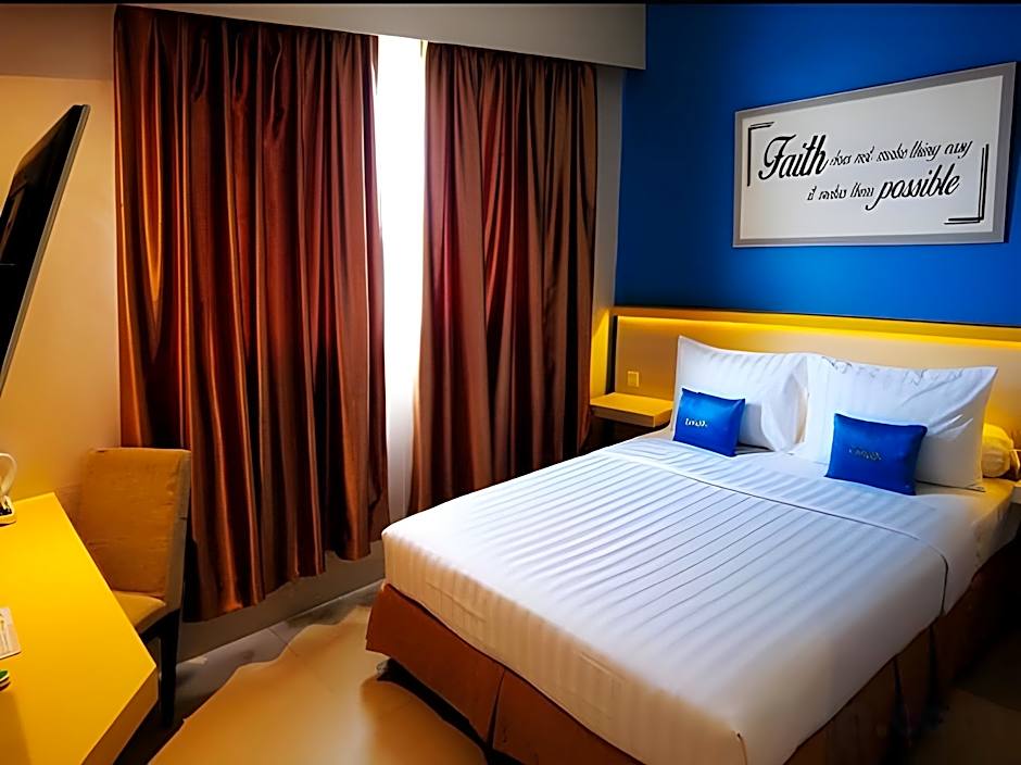 Zenith Hotel