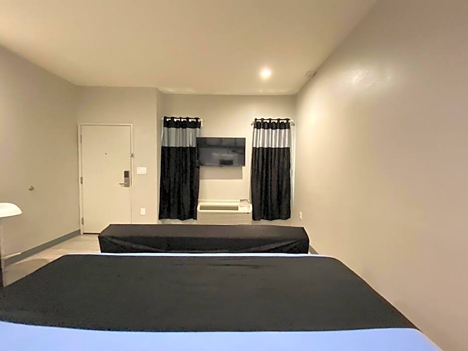 Crystal Inn - Sugarland