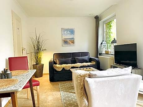 Apartment-Standard-Blick auf den Hof-Eigenes Badezimmer-Waldliebe