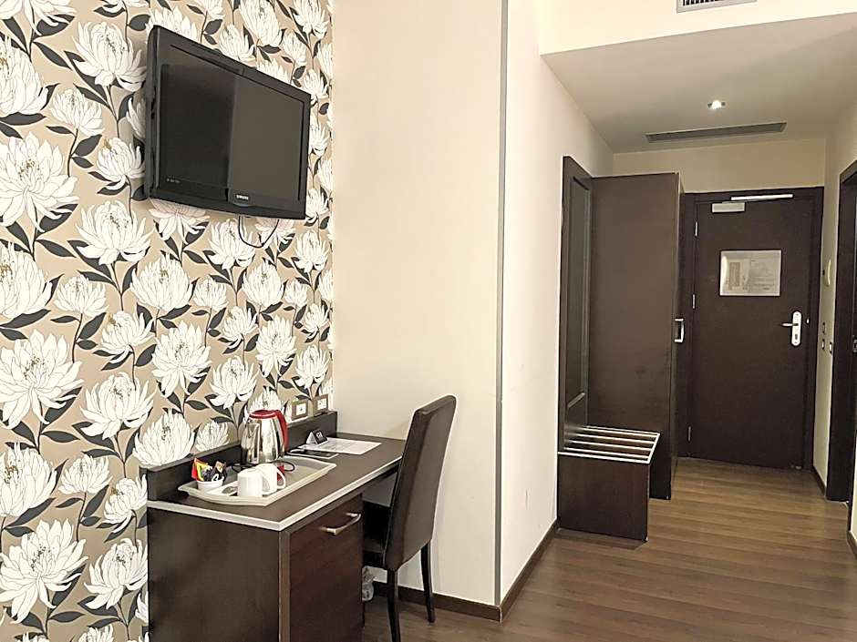 Catone District Hotel