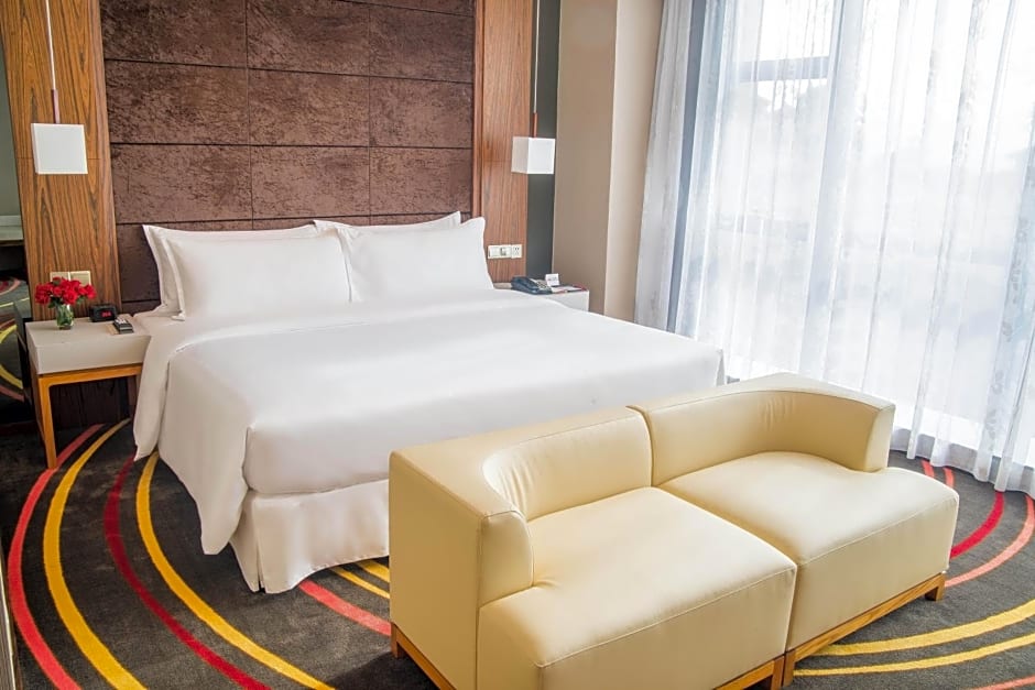 Ramada Plaza Huizhou East