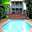 Laletsa Lodge