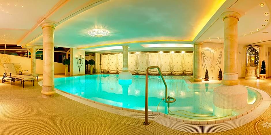 Ski- und Aktivhotel Almhof Rupp