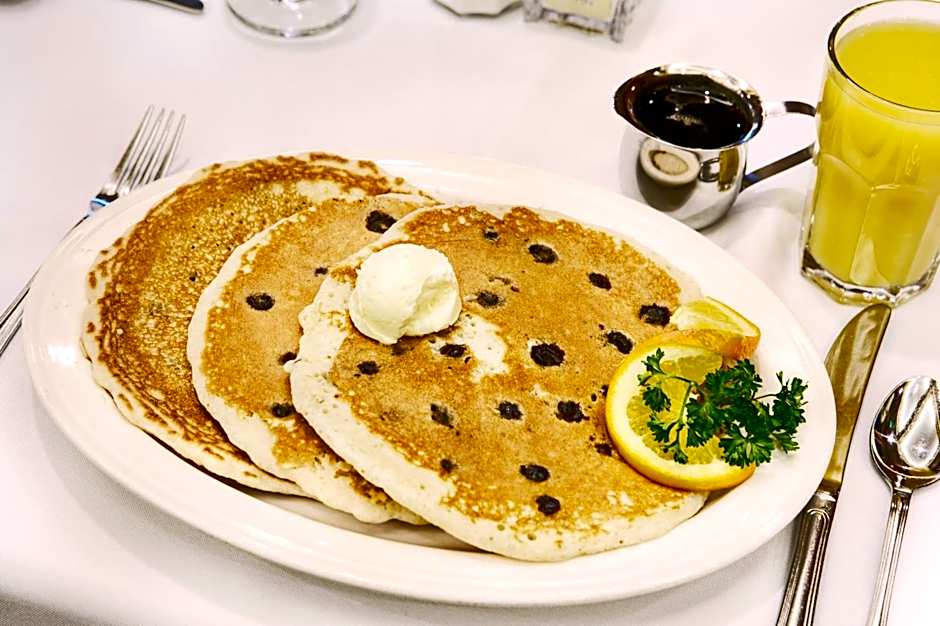 Holiday Inn Fargo By IHG