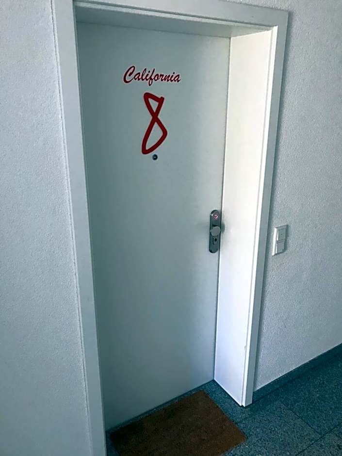 CALIFORNIA Flat - EP Ticket Garantie