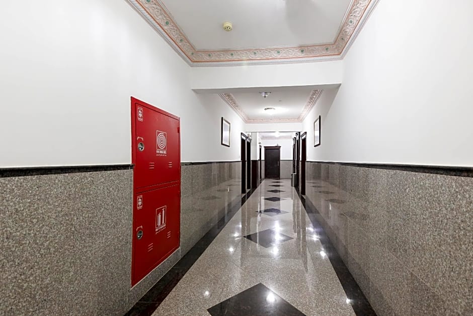 OYO 125 Manam Sohar Hotel Apartments