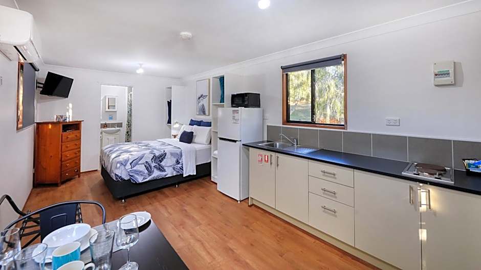 Mt Larcom Tourist Park