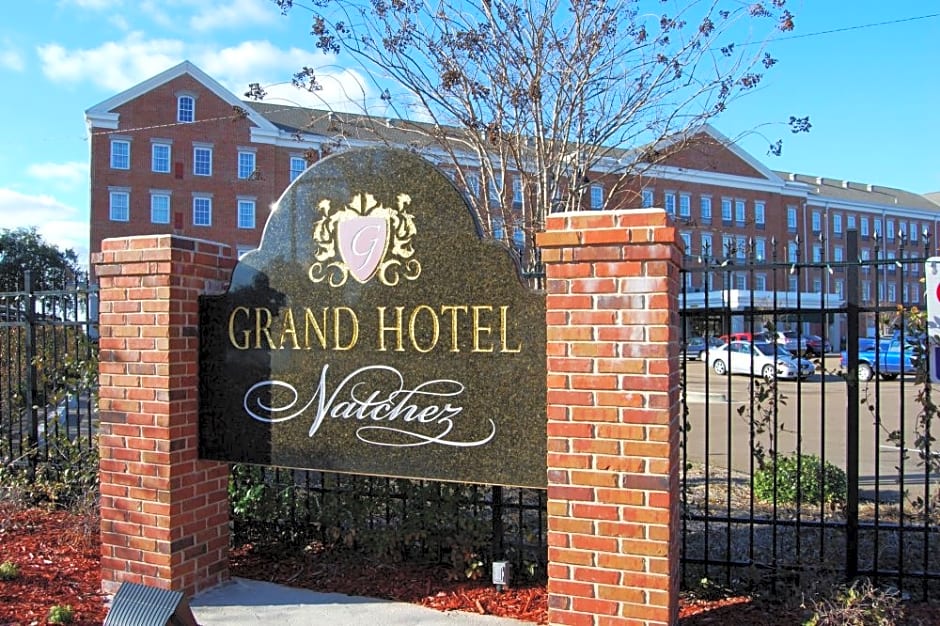 Natchez Grand Hotel On The River