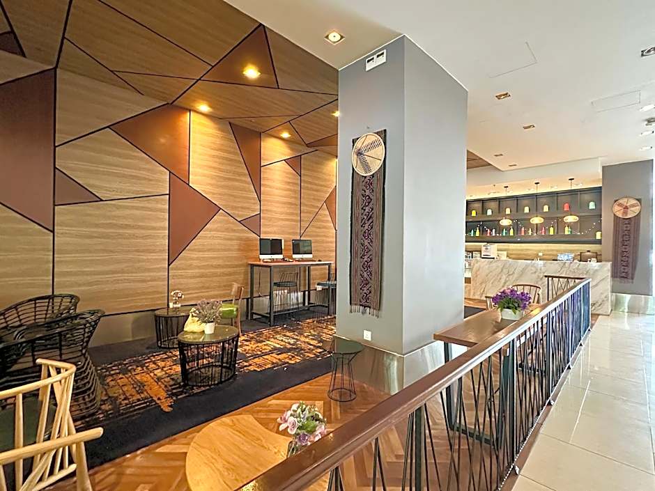M Centro City Centre @ Gaya Street by SSVC
