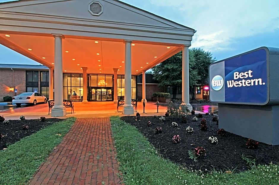 Best Western Williamsburg Historic District