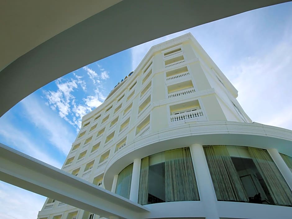 Nha Trang Palace Hotel