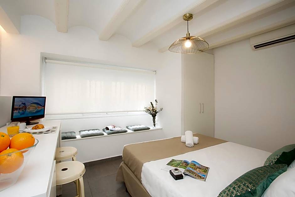 SingularStays Botanico 29 Rooms