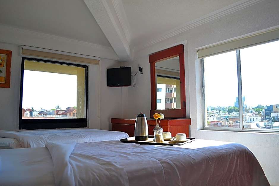 Hotel Campestre Inn