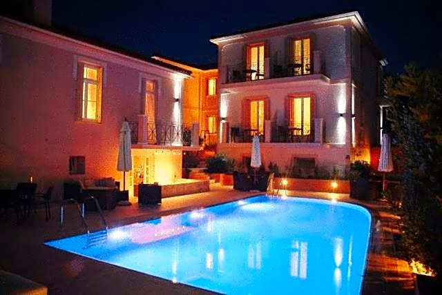 Korina Gallery Hotel