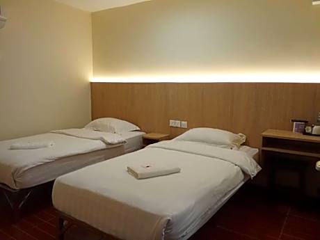 Standard Twin - No Window