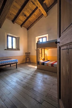Triple Room with Shared Bathroom