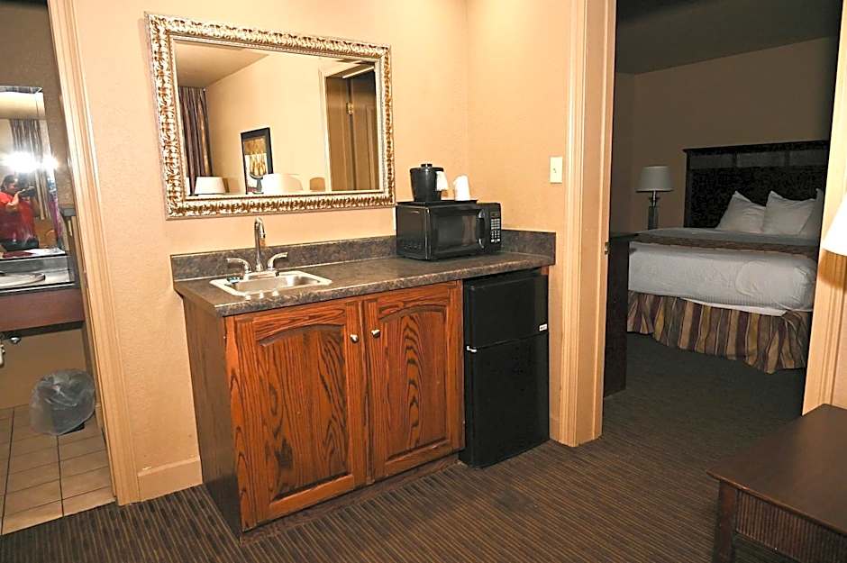 Fortune Inn & Suites