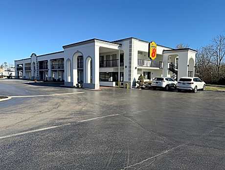 Super 8 by Wyndham Knoxville West/Farragut