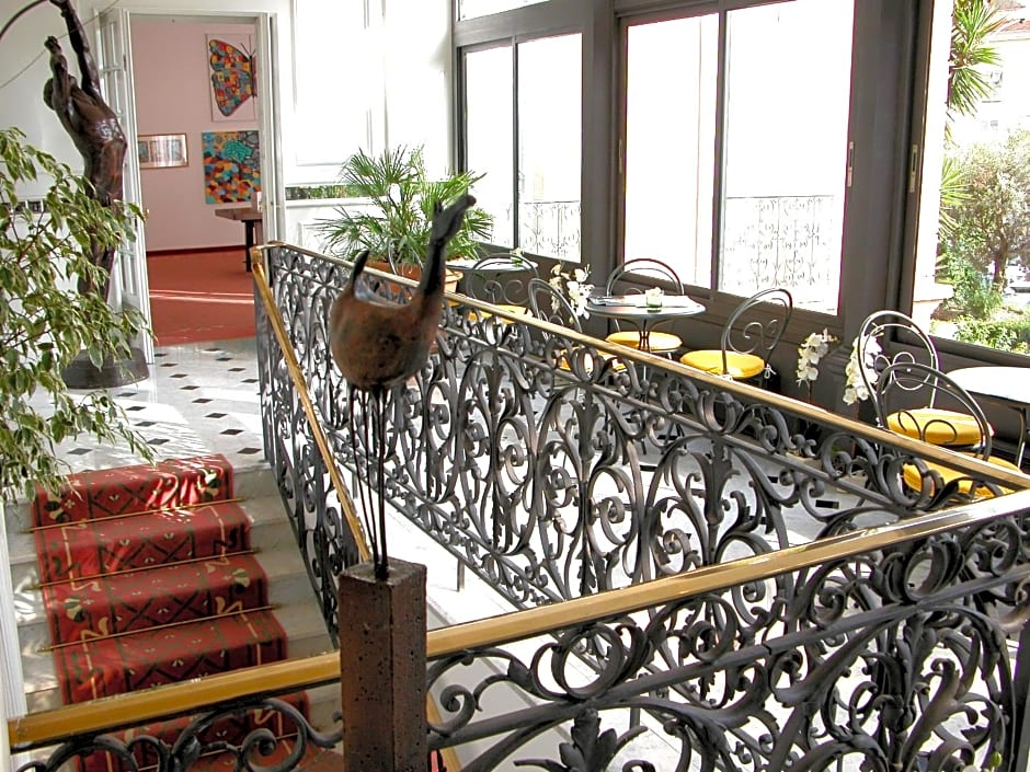 Grand Hôtel des Ambassadeurs