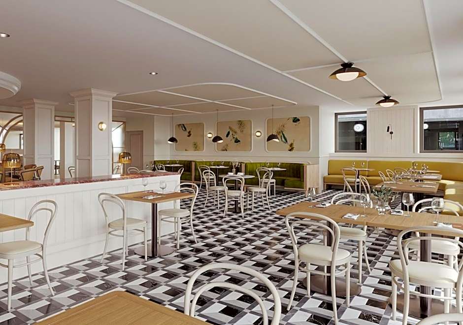 The Metcalfe by Gray Collection