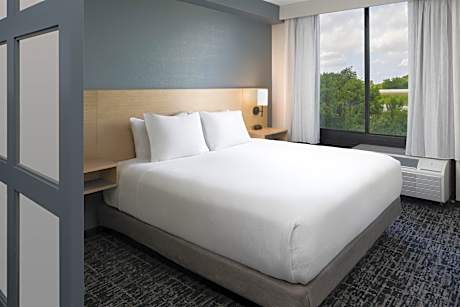 King Room with Sofa Bed - High Floor