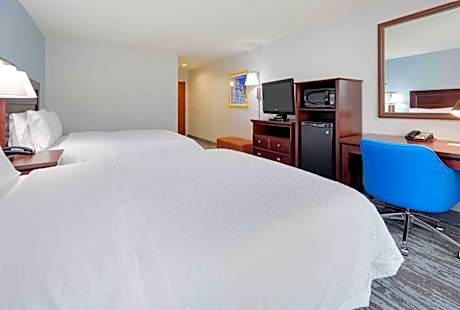 Room with Two Queen Beds - Non-Smoking