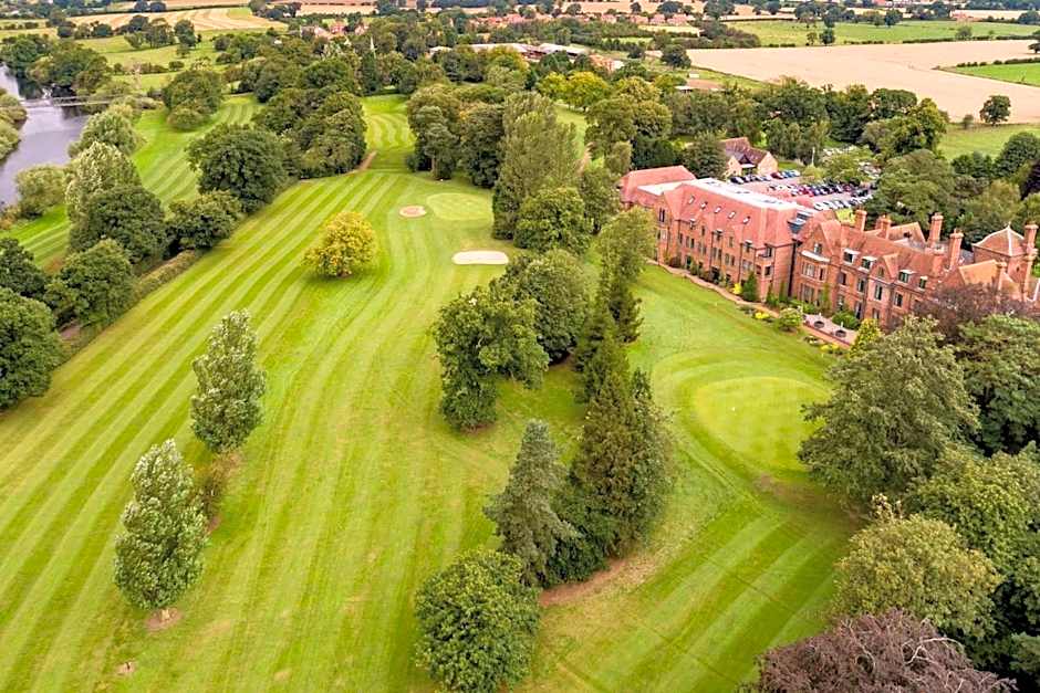 Aldwark Manor Estate