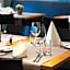 Hotel Kreuz by b_smart