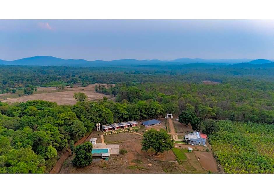 Dandeli Hill View Jungle Stay