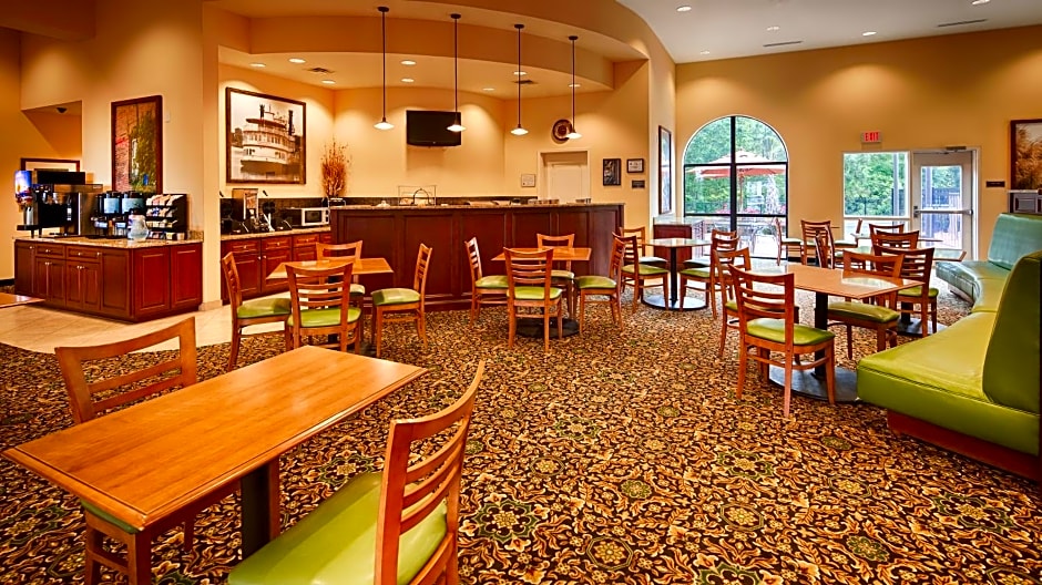 Best Western PLUS Westgate Inn and Suites