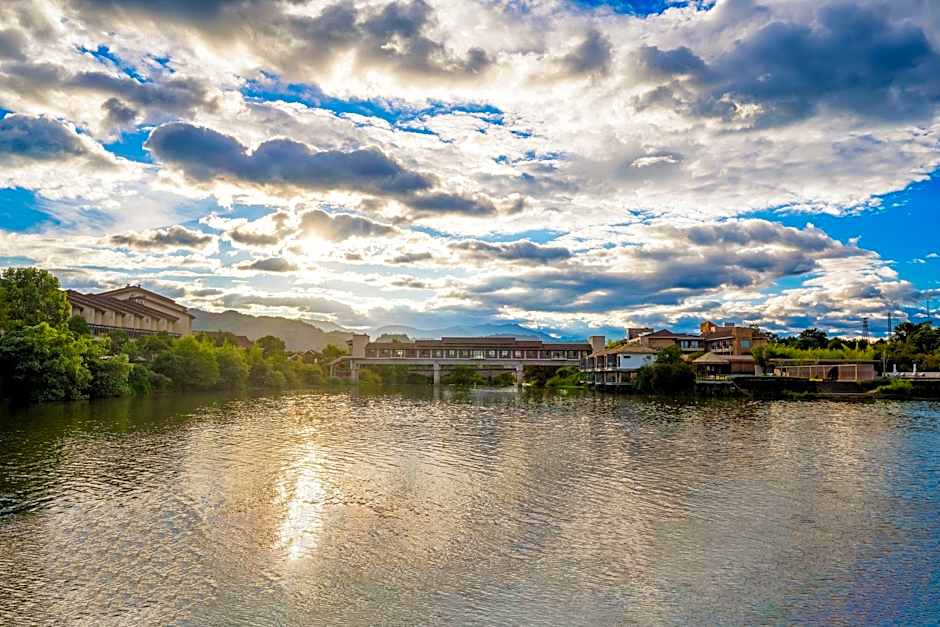 Holiday Inn Wuyi Mountain Water Village By IHG