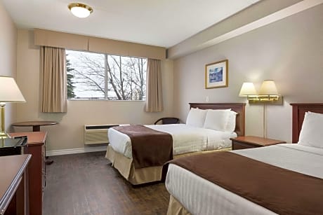 2 Double Beds Non-Smoking