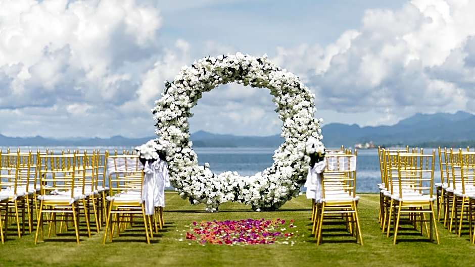 Grand Pacific Hotel By IHG