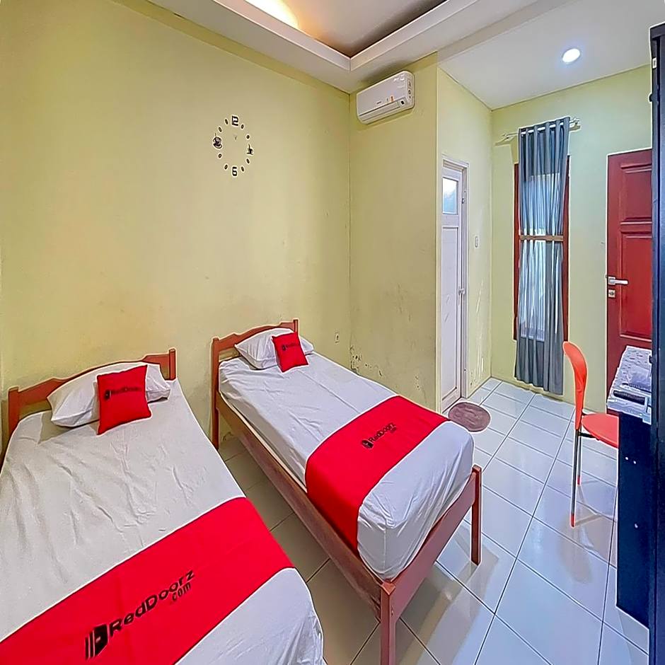 OYO 2025 Pondok Wahidin