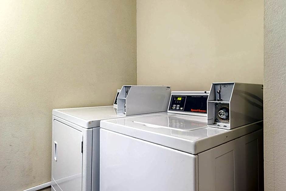 Quality Inn & Suites Florence - Cincinnati South