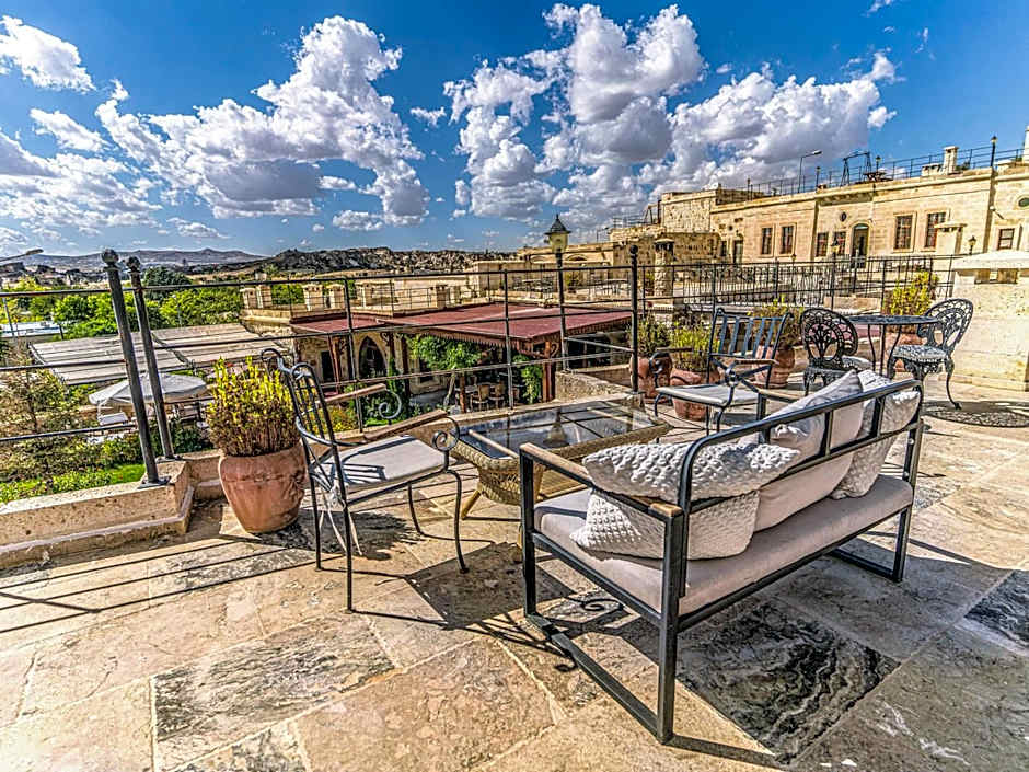Zeydem Suites