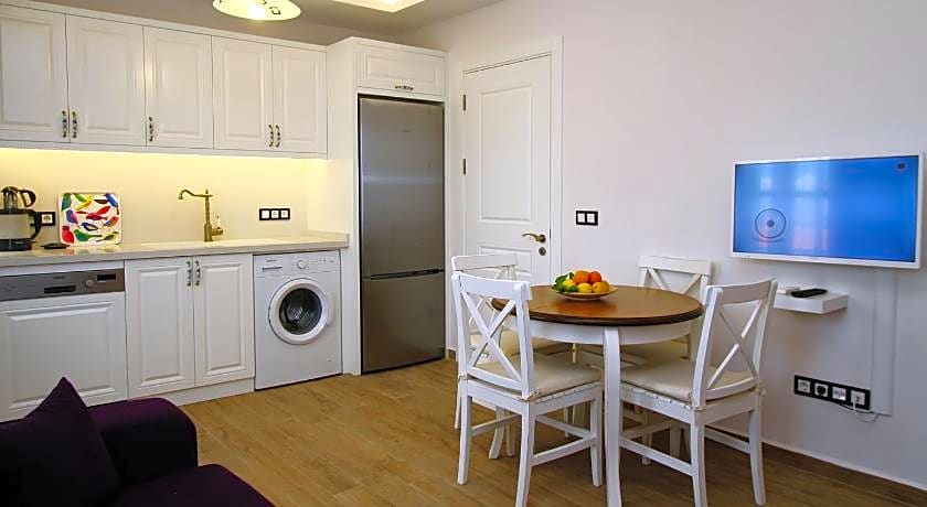Çeşme Kale Taş Apart