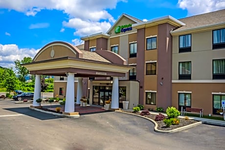 Holiday Inn Express and Suites - Bradford, an IHG Hotel