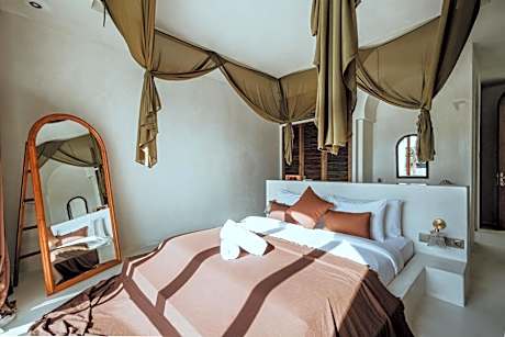 King Room with Pool View