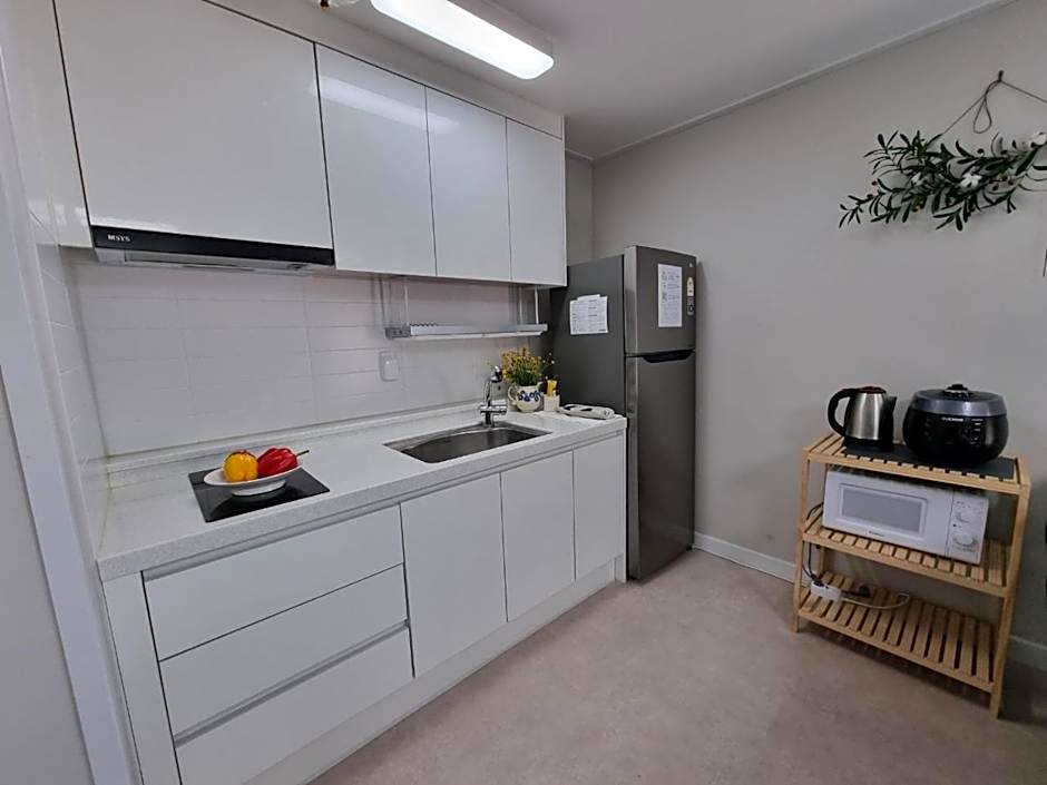 Damyang Thirasia Pension