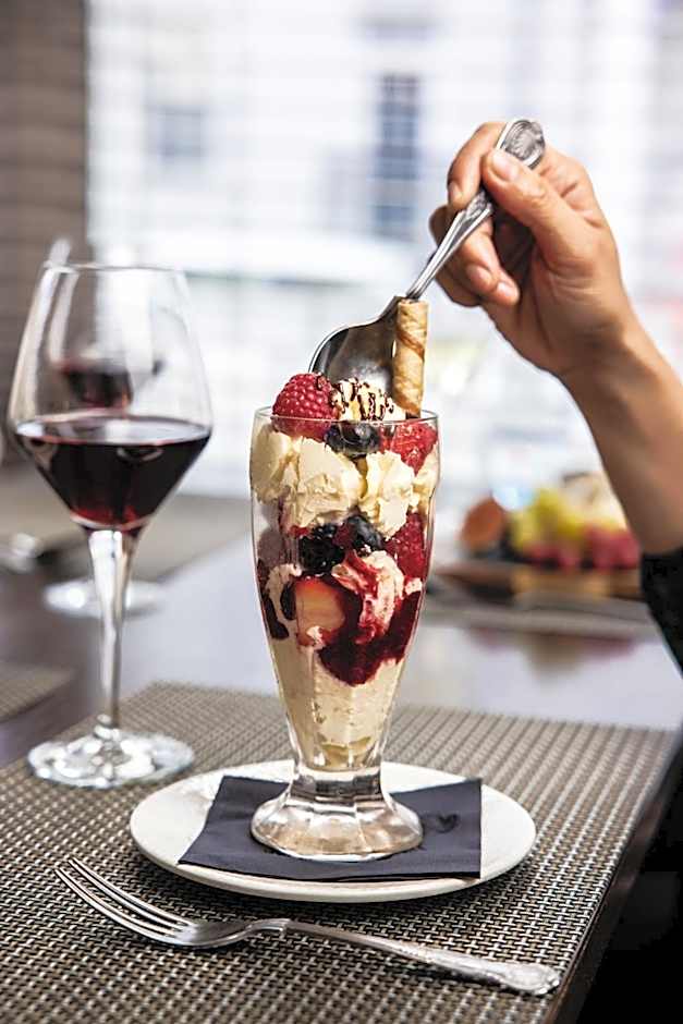 The Monterey Hotel, Sure Hotel Collection by Best Western