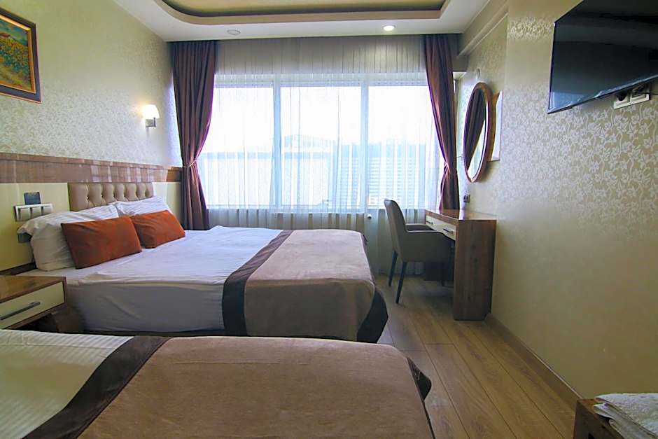 Grand Zara Hotel