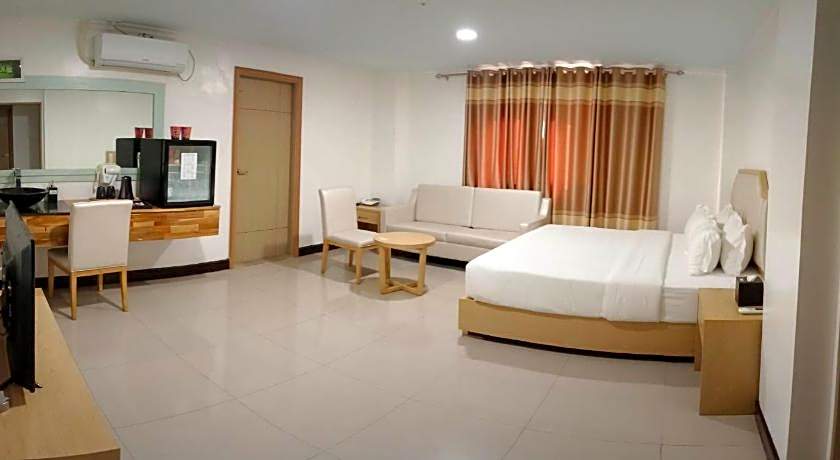 PUNTA CLARK HOTEL