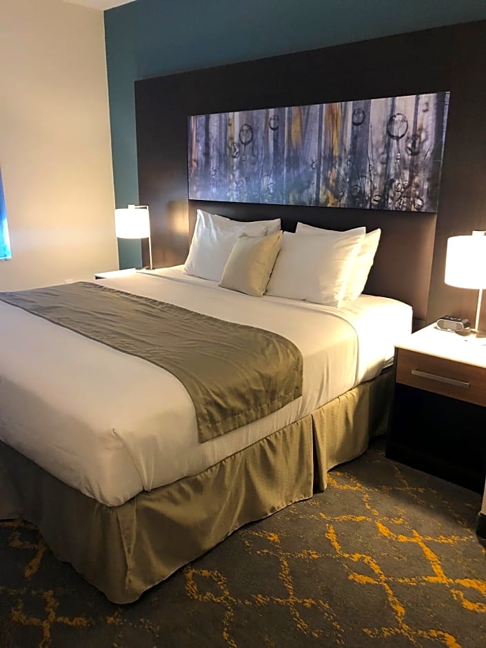 Best Western Plus Isanti